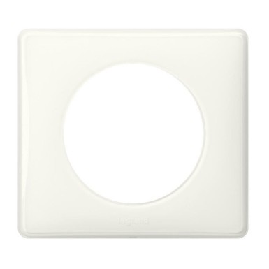 066631 - Legrand - PLATE 1 GANG WHITE